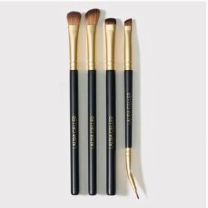 Laura Geller Shadow Skills 4PC Eye Brush Set BRAND NEW/SEALED
